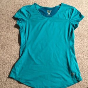 Mountain Hardwear active tee